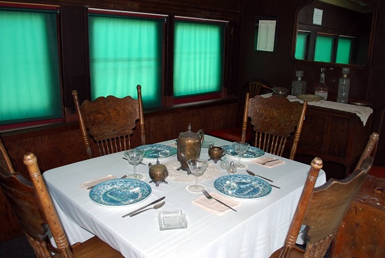 Dining Room in the Jamaica